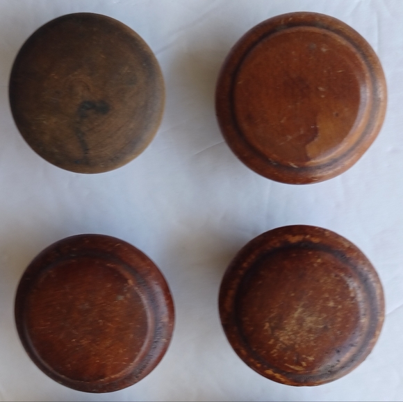 Wood knobs - Picture 2 of 3
